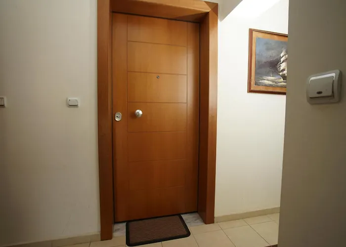 Appartement Work Of Art In Nea Michaniona